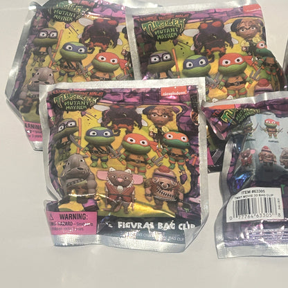 TMNT Mutnat Mayhem Figural Bag Clip X5 Pieces New Random Monogram Turtles Myster