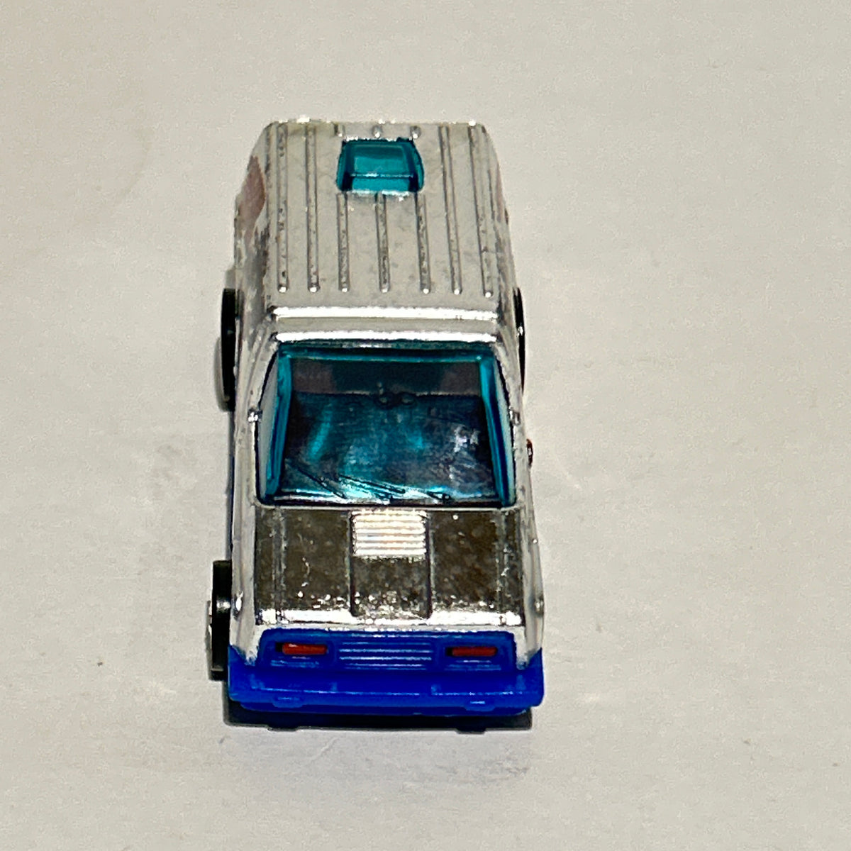 Hot Wheels 1:64 Chrome Silver Surfer Beach Blaster Van w/Black Walls 1978 Vintag