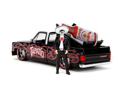 1985 Chevy C10 with Tapatio Man Jada Toys Hollywood Rides 1:24 Scale Die-Cast