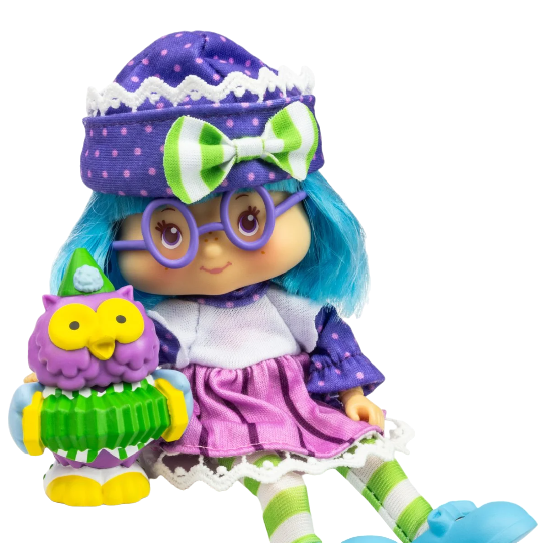 Strawberry Shortcake 5 1/2-Inch Plum Pudding Fashion Doll - SDCC 2024 Exclusive